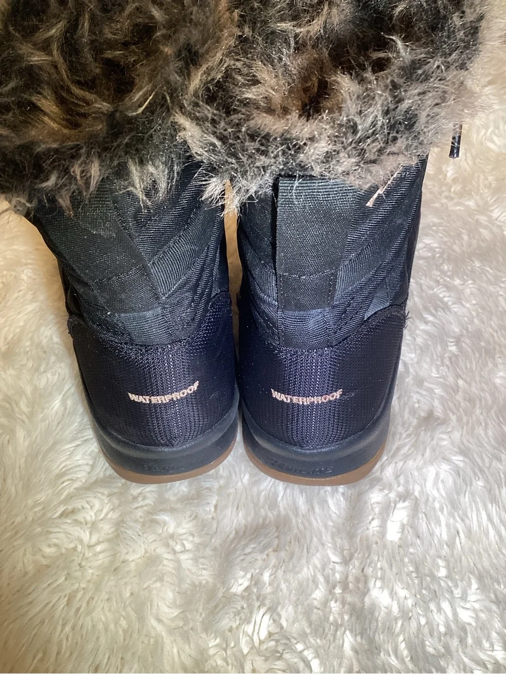 Columbia minx shorty Women's Black Winter Boots size 8